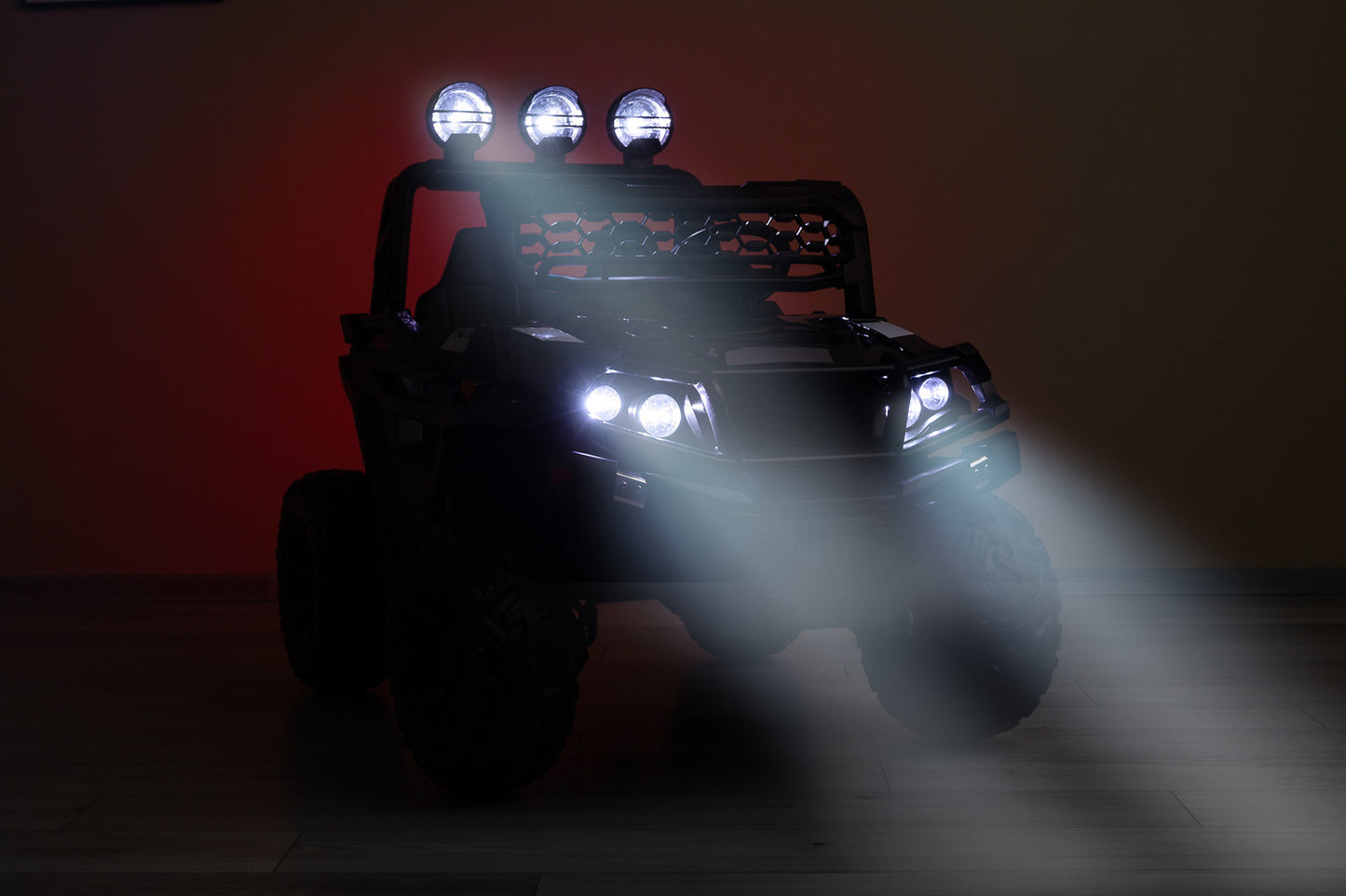 BATTERIEBETRIEBENES FAHRZEUG GELÄNDEWAGEN TIMUS BLACK